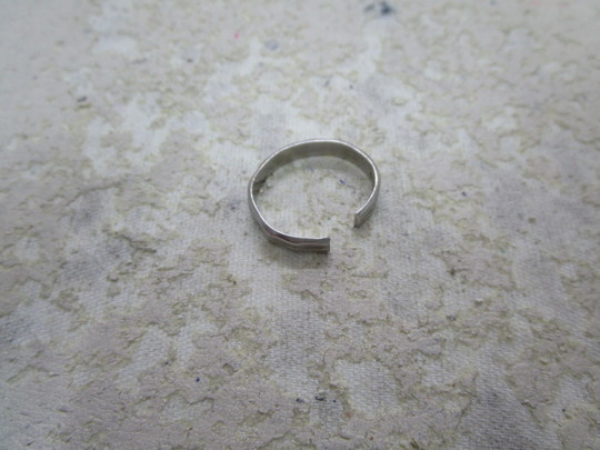 グッチリングサイズ直し 即日納品可能